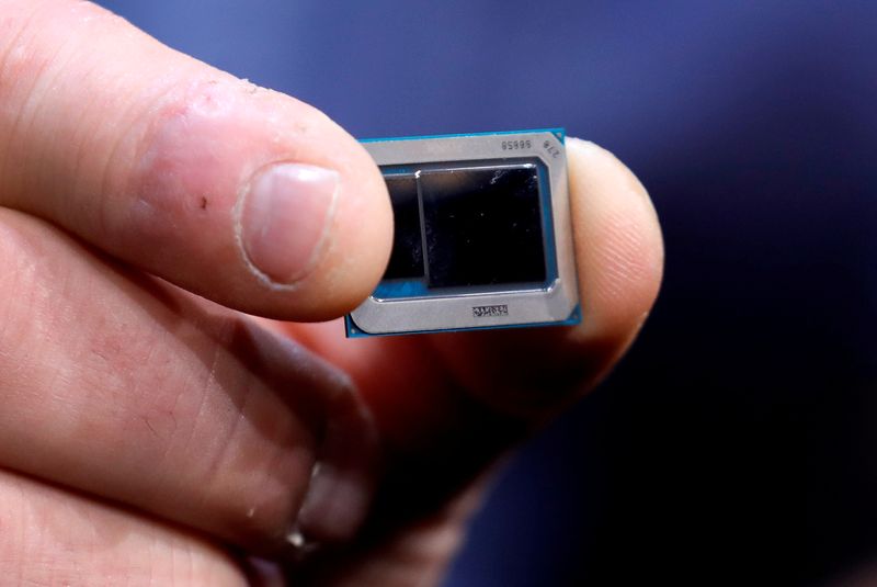 Italy plans $4.5 billion fund to boost chipmaking