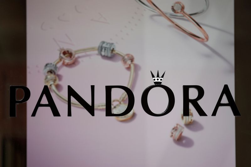 Jeweller Pandora cuts ties with leading industry body over Russia
