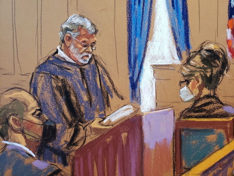 Judge in Sarah Palin case defends handling of New York Times trial