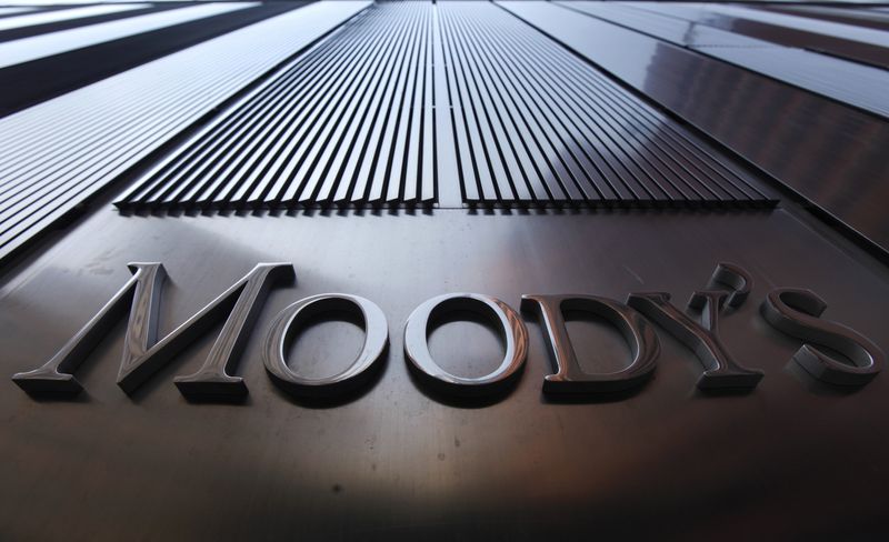 Moody's warns Russia's debt payments ban adds to downgrade risk