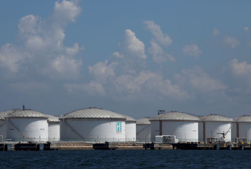Oil surges 10% in Asia, euro on the ropes