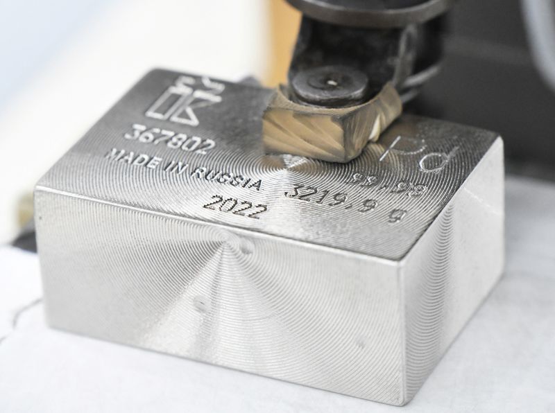 Palladium dives about 17% as Russia supply fears recede