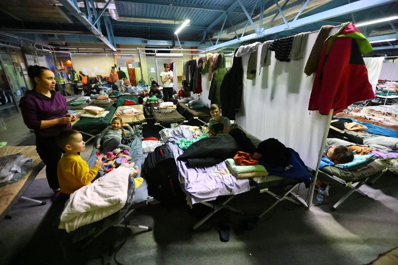 Refugee arrivals dip, but Ukraine's neighbours scramble to provide shelter