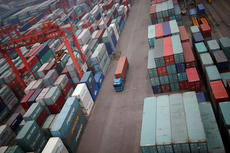 S.Korea exports grew 20.6% in Feb, beating forecasts