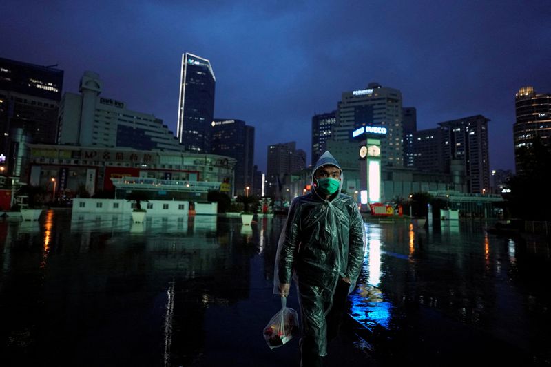 Shanghai's local asymptomatic COVID cases climb to 5th straight daily record