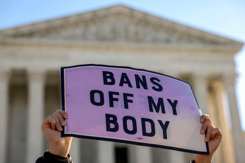 Texas top court rules against clinics in challenge to abortion law