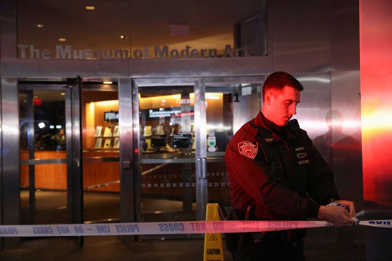 Two people stabbed in New York City's Museum of Modern Art