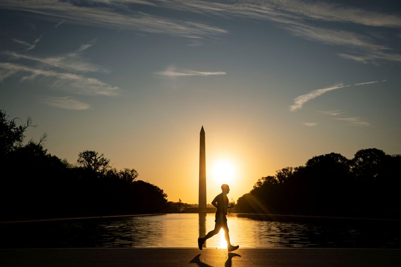 U.S. Senate approves bill that would make Daylight Savings Time permanent in 2023