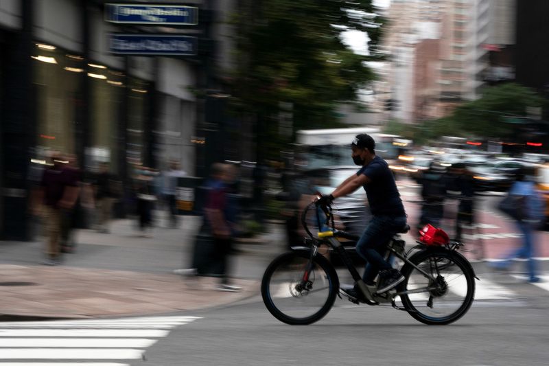 U.S. economic growth accelerates in fourth-quarter; corporate profits slow