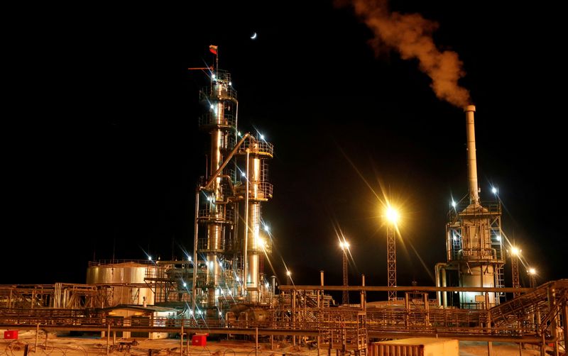 U.S. warns India, others against sharp rise in Russian oil imports - official