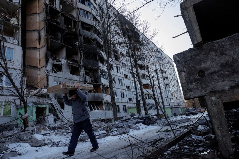 Ukraine urges halt to Russia's assault as Biden heads to Poland