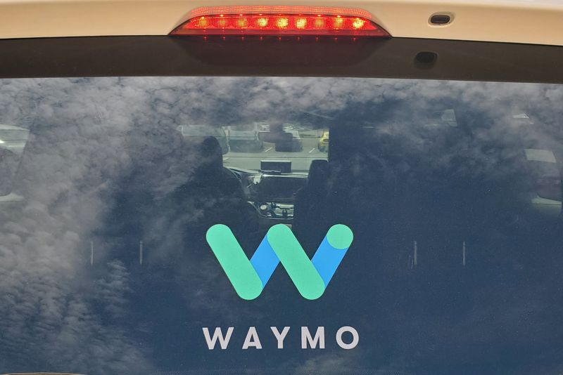 Waymo offers driverless rides to employees in San Francisco, expands in Phoenix