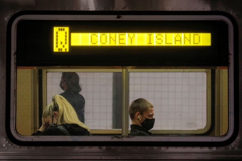 White House says Biden would veto bill to overturn transport mask mandate