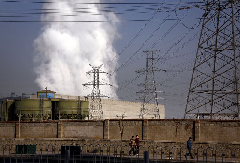 World's major companies lag on climate, some markets regress since Paris