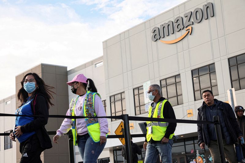 Amazon objects to union's victory in Staten Island, alleging interference
