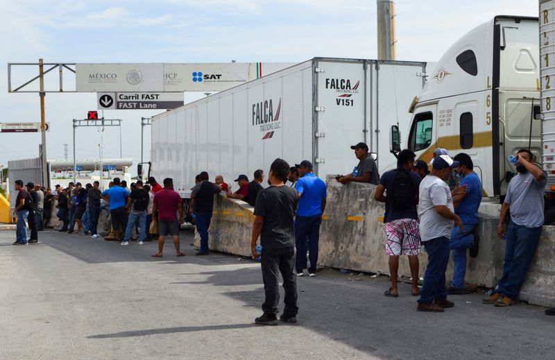 Anger mounts along Texas-Mexico border over long delays to commercial crossings