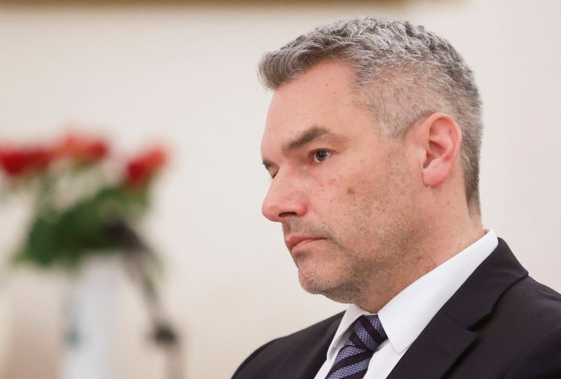 Austrian leader says Putin told him gas payments in euros can continue