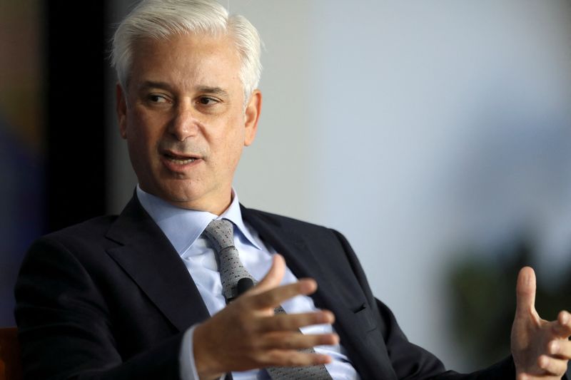 Inflation and rate hikes ahead: Bankers cautious on the economy