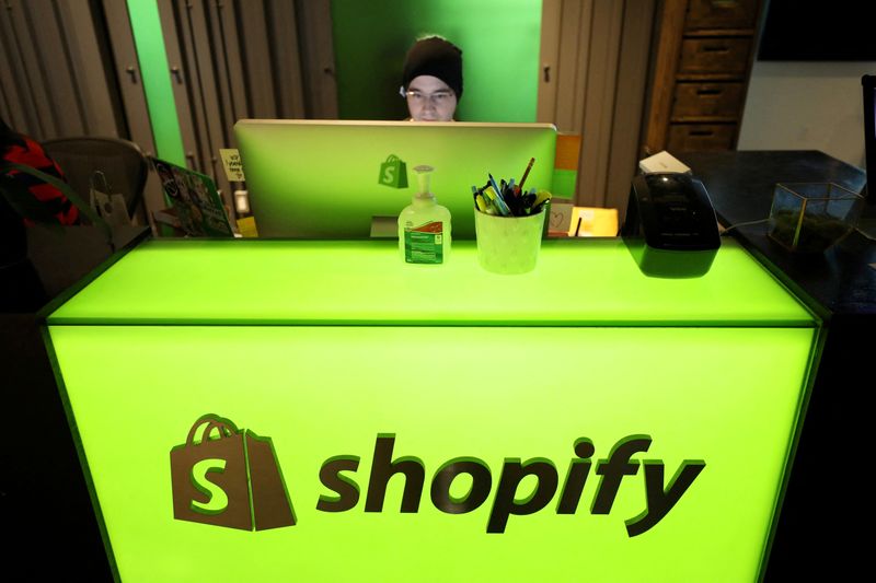 Canada's Shopify to allow employees to pick between cash and stock