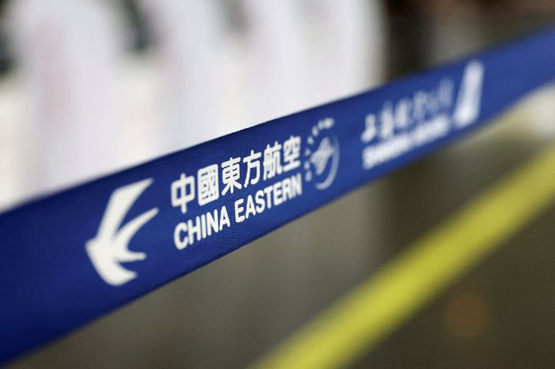 China Eastern restarts flights using Boeing 737-800 after March crash - data