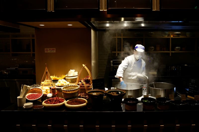 China Q1 accommodation, catering sector shrinks for first time since 2020