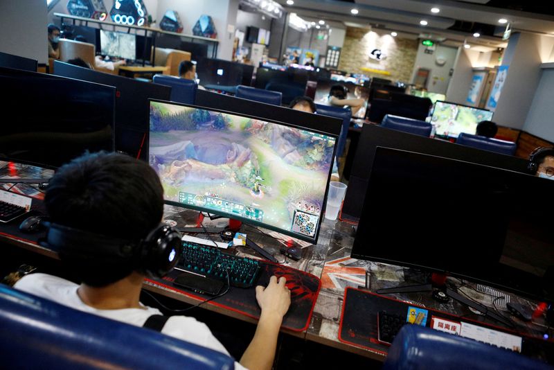 China gaming firms toe the line, paving the way to end licence freeze