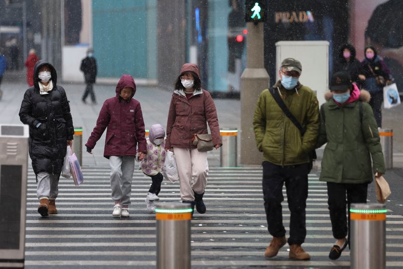 China to step up policy adjustments to steady economy