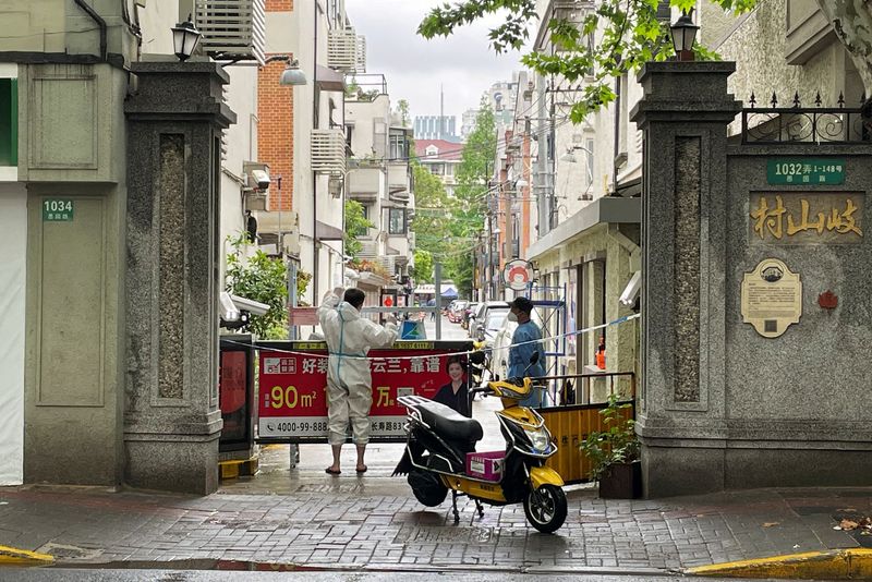 China's COVID policy in line with pursuing economic progress, expert says