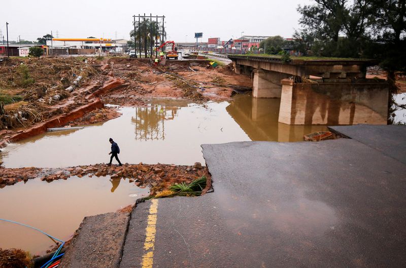Death toll from South African floods now 443 - provincial premier