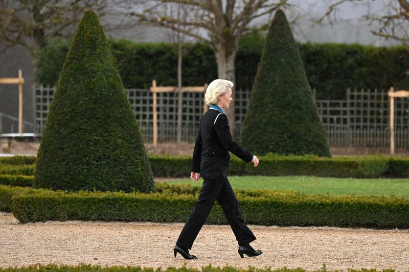 EU chief to seek closer military, trade and tech ties on India visit
