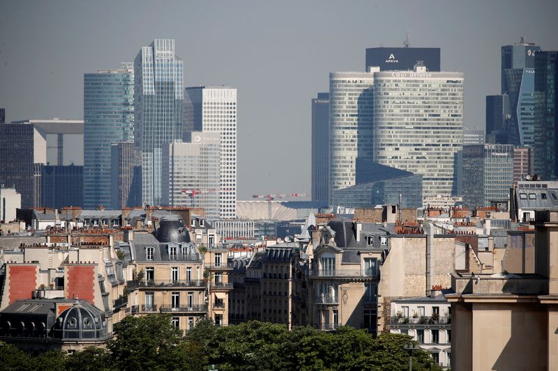 Euro zone investor morale slumps to lowest level since July 2020