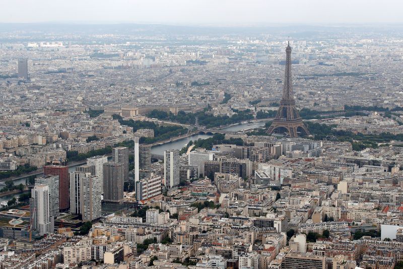 French economy grinds to a halt in first quarter, worse than forecast