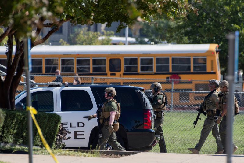 Guns became leading killer of U.S. children, teens in 2020, analysis shows