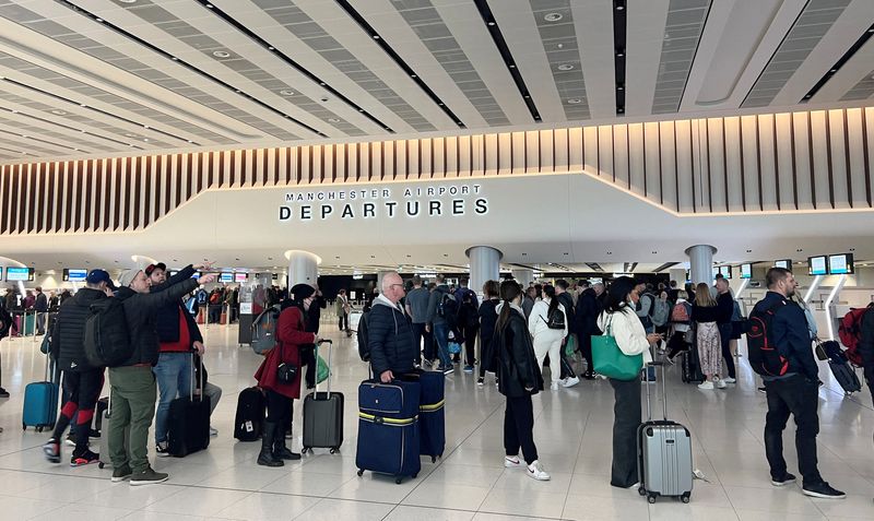 Hit by staff shortages, airlines and airports struggle with travel recovery