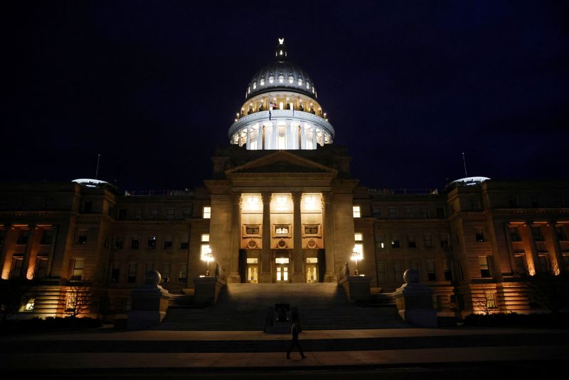 Idaho's top court temporarily blocks six-week abortion ban