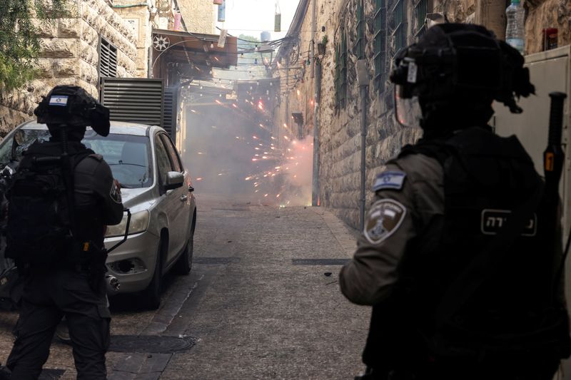 Israeli police arrest nine as Palestinians seethe over Jerusalem shrine