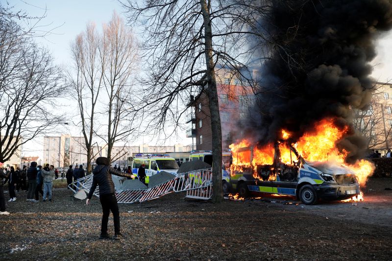 Riots erupt in Sweden's Orebro ahead of right-wing extremist demonstration