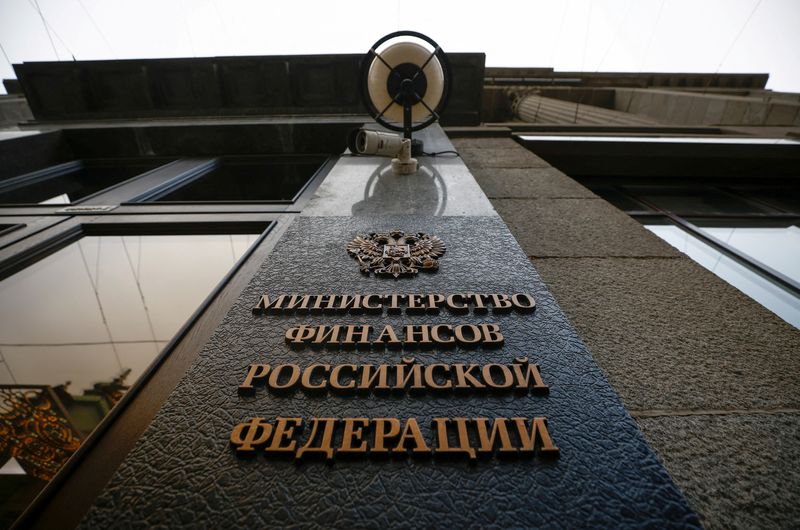 Russia makes last-gasp dollar bond payments in bid to avoid default