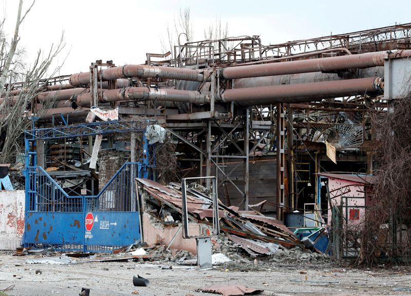Russia tells Ukrainian troops in Mariupol to lay down arms from 0300 GMT