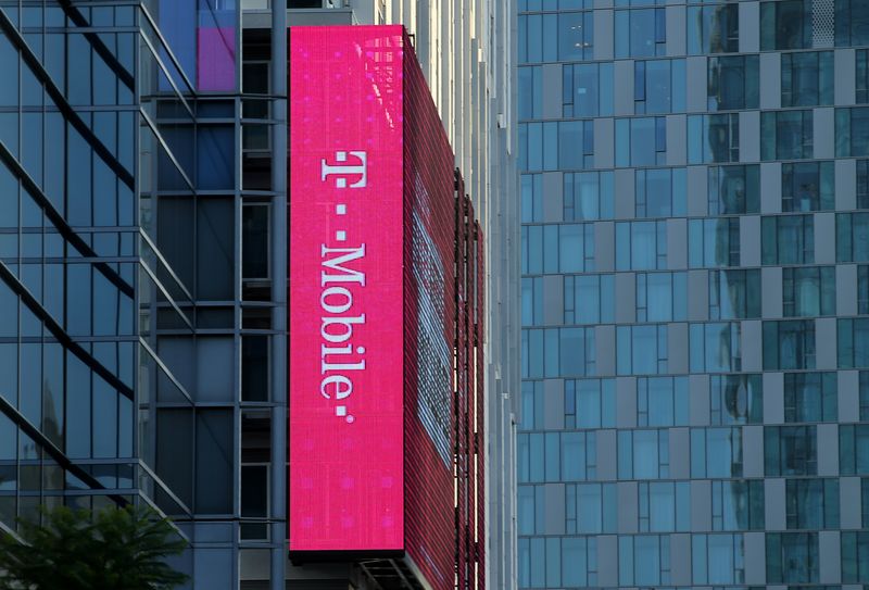 T-Mobile adds higher-than-expected subscribers on 5G demand