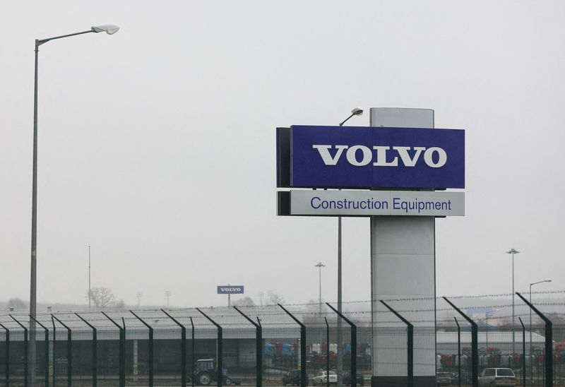 Truck maker Volvo profit beats forecast