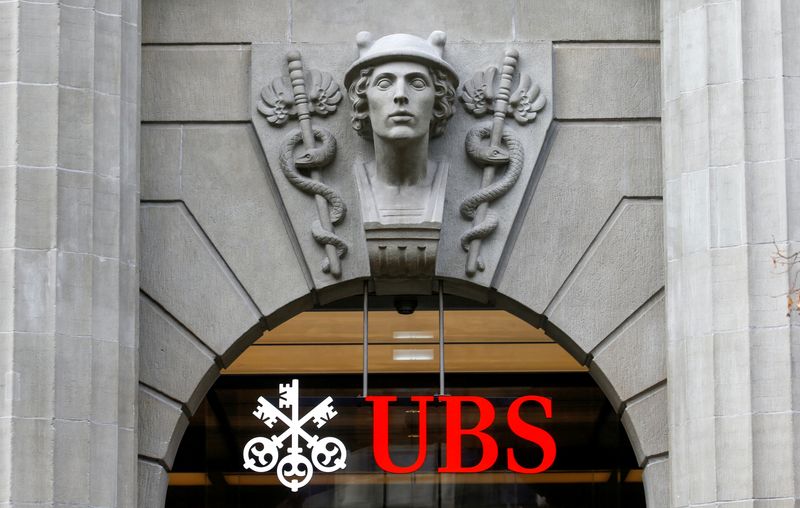 UBS posts surprise 17% Q1 profit rise