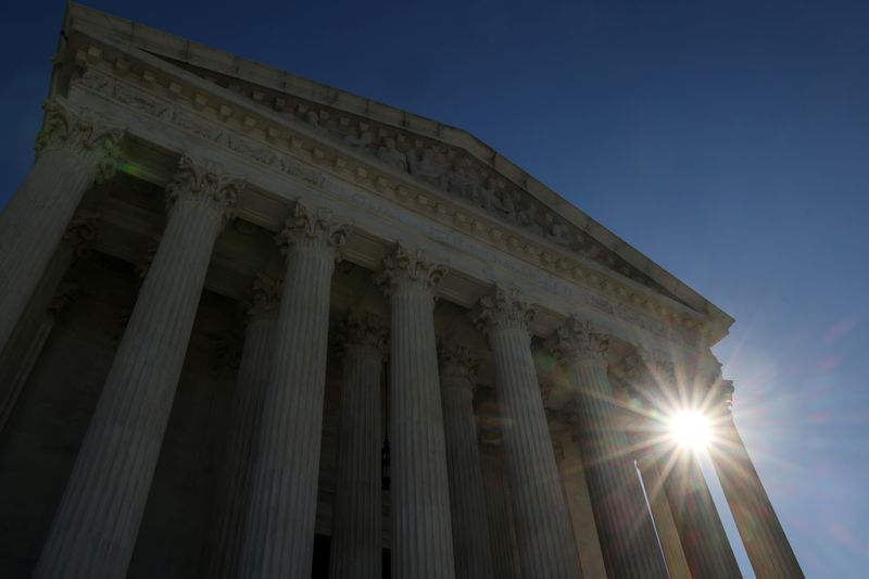 U.S. Supreme Court to stop public access in April as COVID cases rise