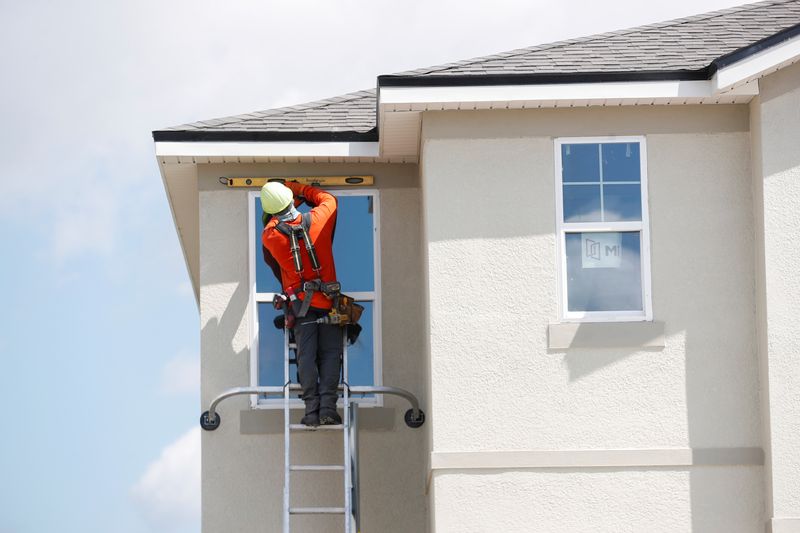 U.S. housing starts unexpectedly rise in March; building permits increase