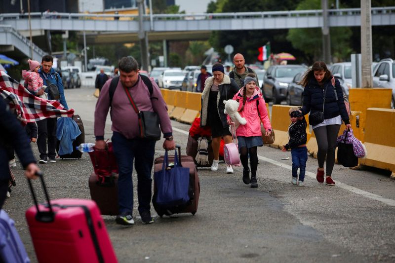 U.S. launching program to bring in Ukrainians fleeing conflict