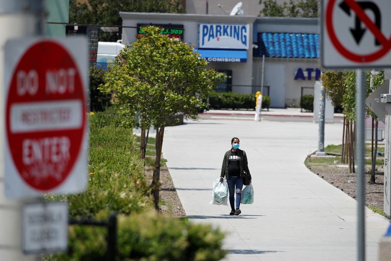 U.S. urged to toughen protections for women in temporary work programs