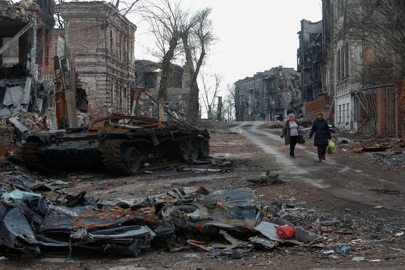 Ukraine blames Russia after Mariupol humanitarian corridor fails on Sunday