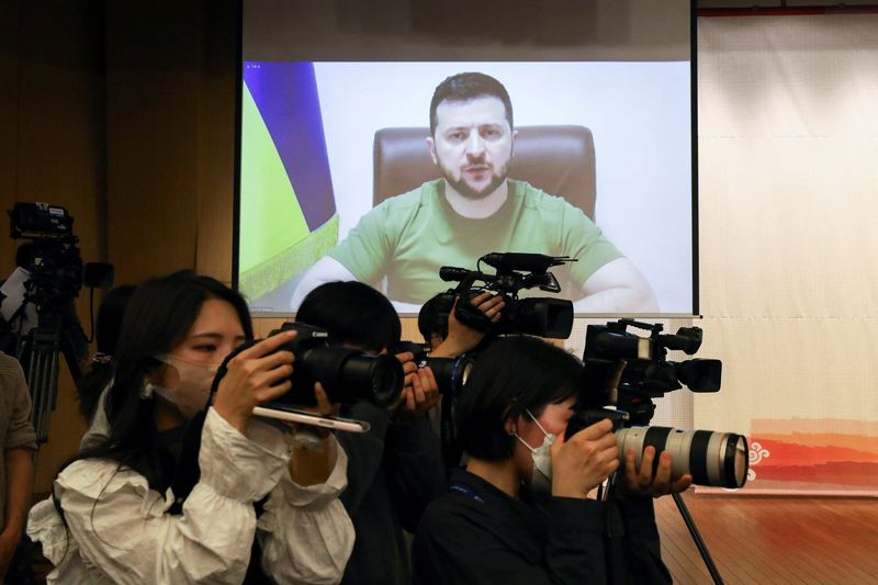 Ukraine's Zelenskiy and Biden discuss defensive aid and sanctions