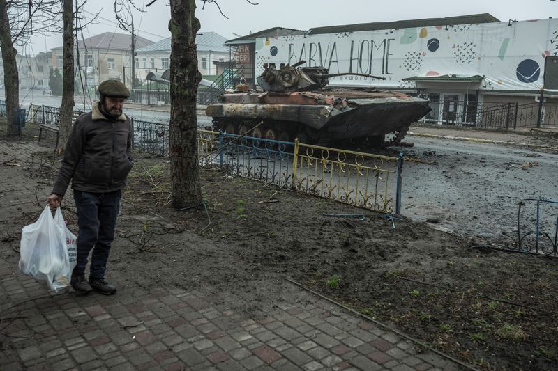 Ukraine's economy could contract 40% in 2022, ministry says