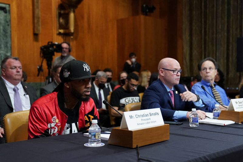 Bernie Sanders slams Amazon.com chairman at Senate hearing